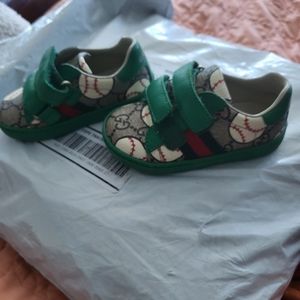 Kids gucci shoes